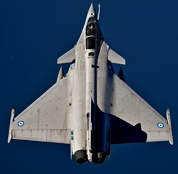 跟投之家 法国急了！军方高层公开指责中国，“阵风”战机真的卖不动了？